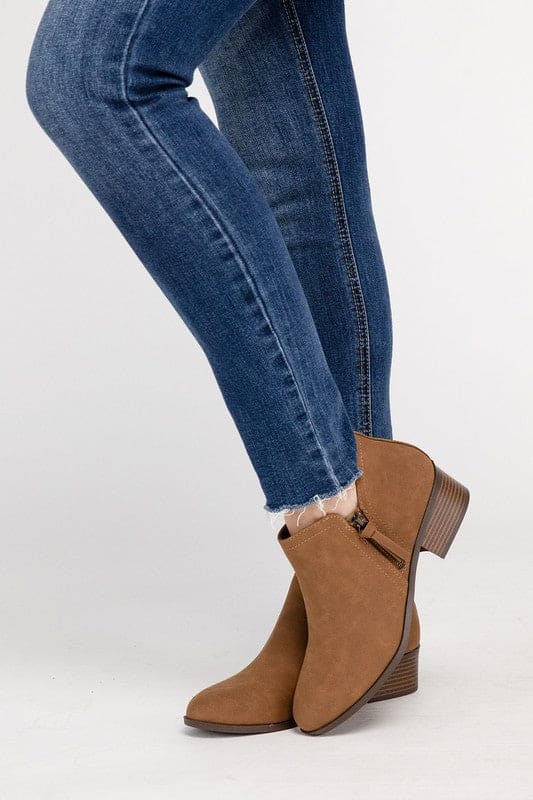 ZAYNE Ankle Booties